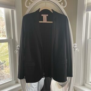 Black blazer! Super soft and cute🖤